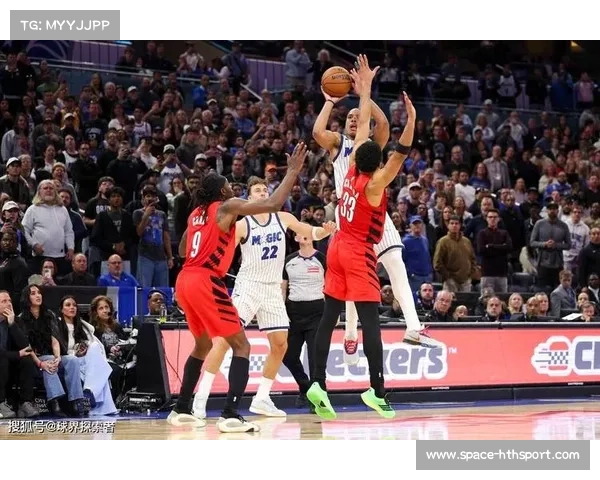 班凯罗31分魔术火力全开，四人得分20+逆转